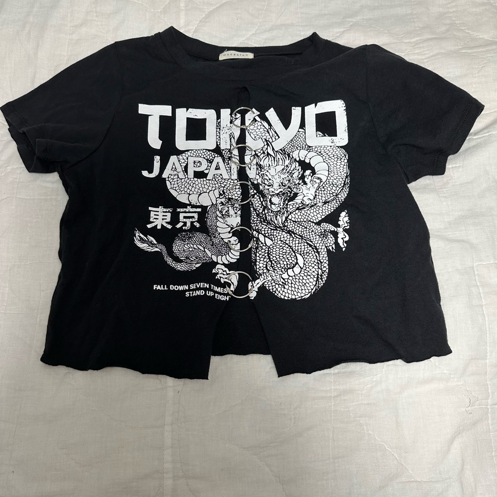 Sexy Tokyo crop